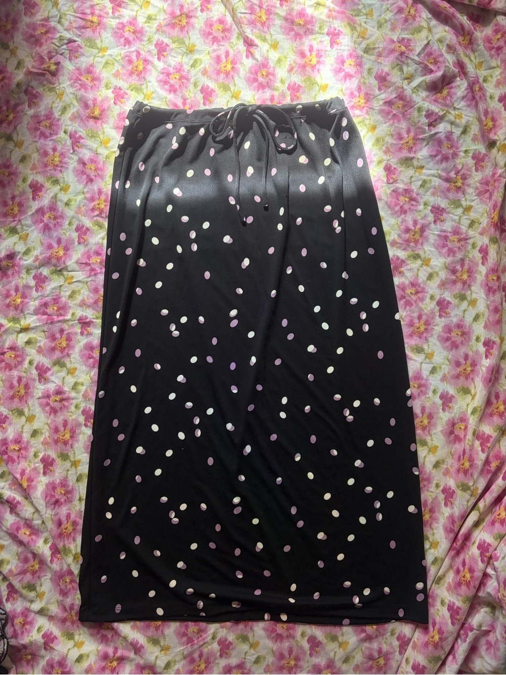Vintage Black Polka Dot Midi Skirt with Pastel Accents 💜